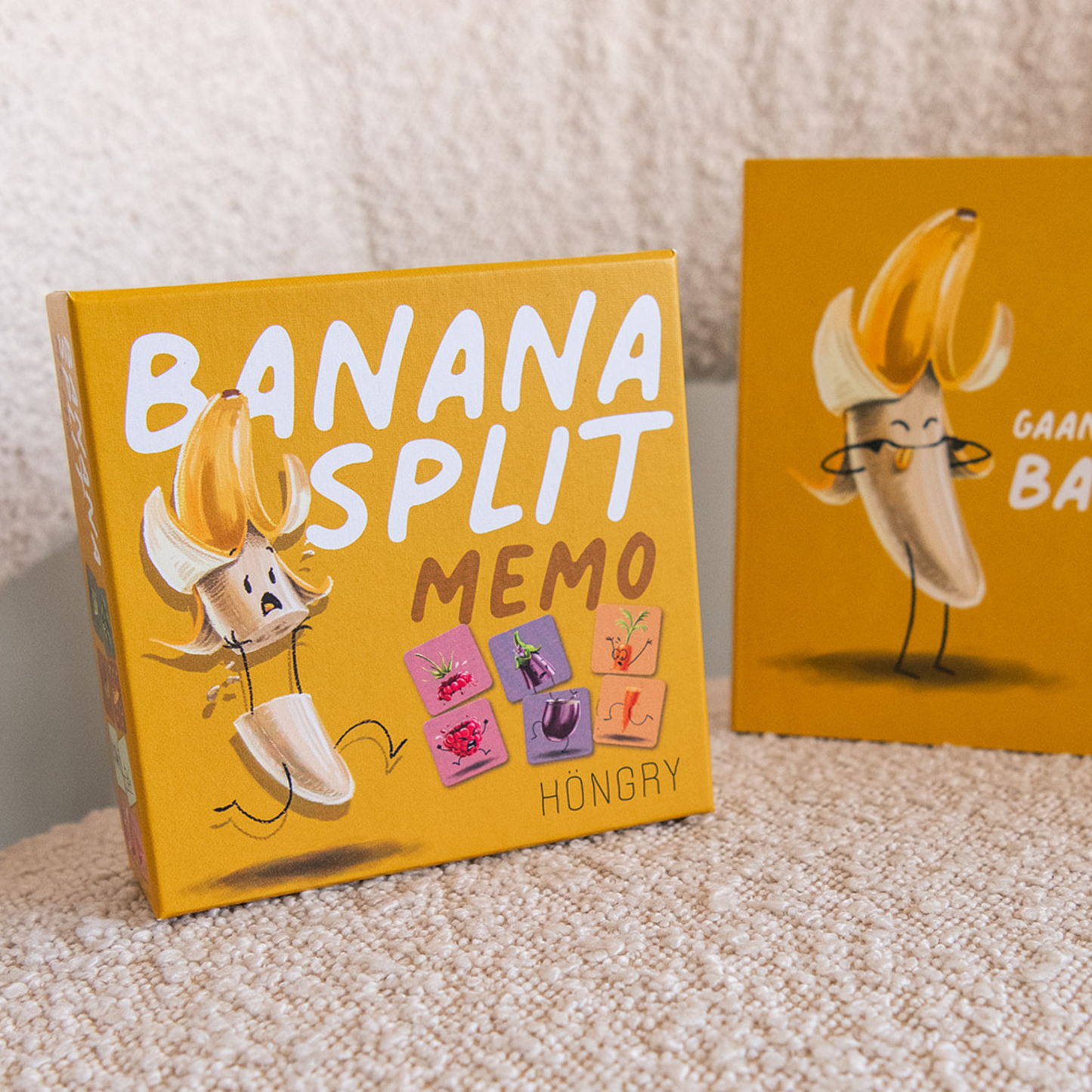 HONGRY Lola Banaan kartonboek en banana split memo